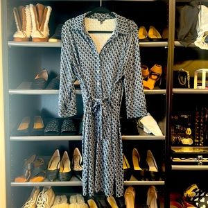 Chic collared shirt dress!